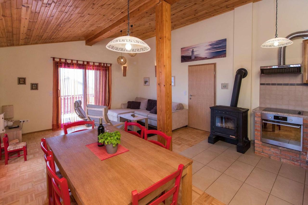 Apartments Faro & Mondo Crikvenica Εξωτερικό φωτογραφία